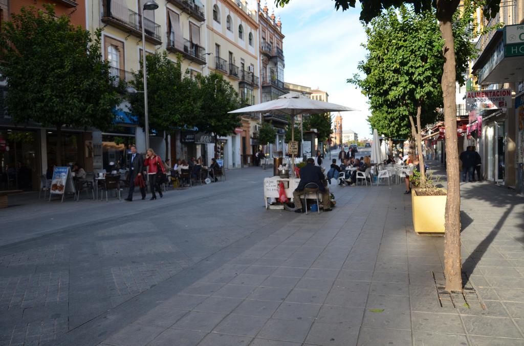 Apartamento San Jacinto Seville Exterior photo