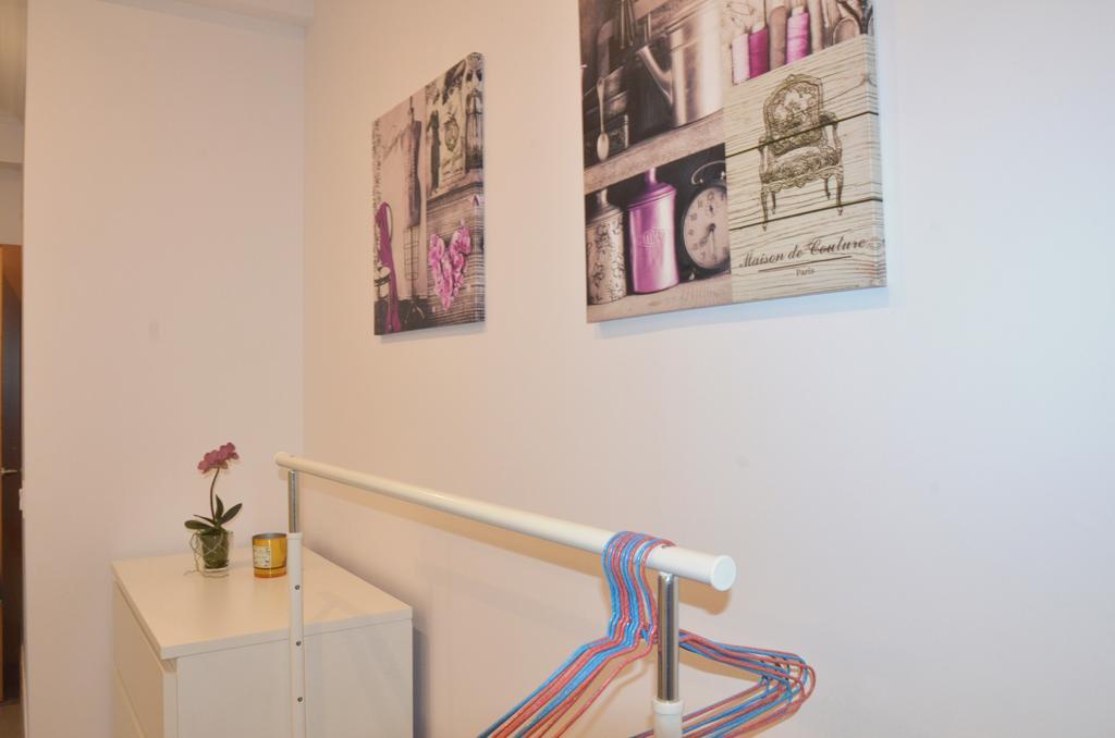Apartamento San Jacinto Seville Exterior photo